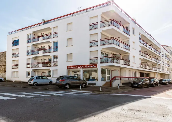 Les Sternes By Interhome Royan